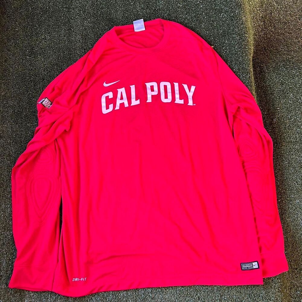Nike Men's Red and Pink T-shirt